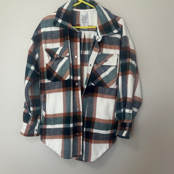 Fornia Jackets & Blazers - Plaid Button-Up Shacket in Rust, Forest & Cream Shacket